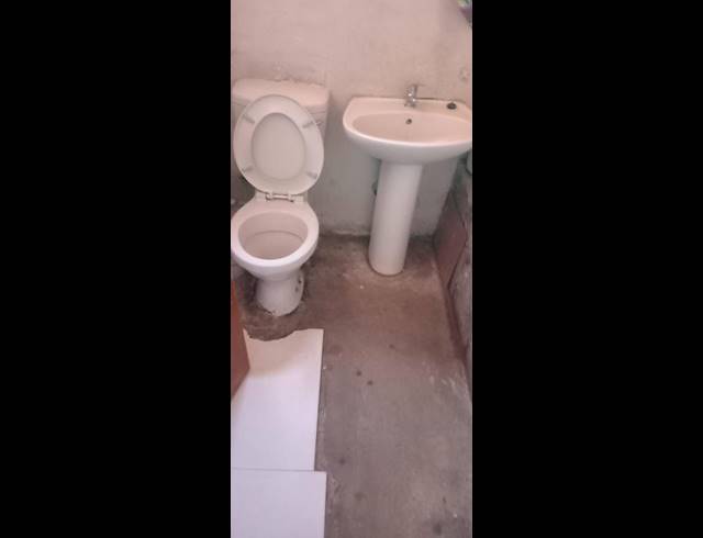 3 BEDROOM HOUSE FOR SALE IN TSHEPISONG
